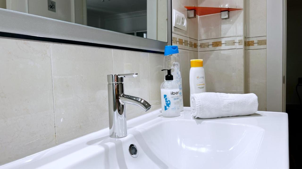 Uribarri A Vivienda Turistica Urbana Con Wifi Lägenhet Bilbao Exteriör bild